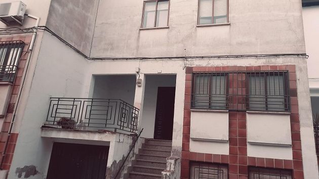 Foto 2 de Venta de casa adosada en Villacañas de 3 habitaciones con terraza y garaje