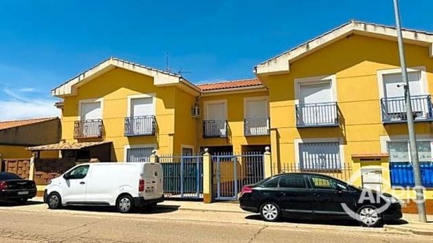 Foto 2 de Casa en venda a San Bartolomé de las Abiertas de 3 habitacions amb terrassa i garatge