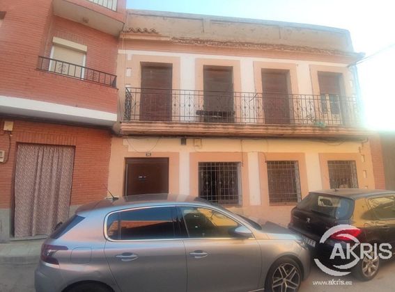 Foto 2 de Chalet en venta en Villasequilla de 5 habitaciones con terraza