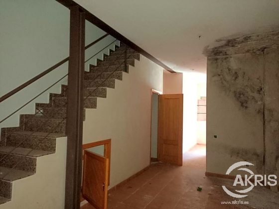 Foto 2 de Casa en venta en Escalona de 3 habitaciones con garaje