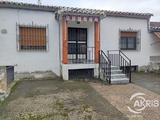 Foto 2 de Casa en venta en Puebla de Montalbán (La) de 3 habitaciones con terraza y calefacción