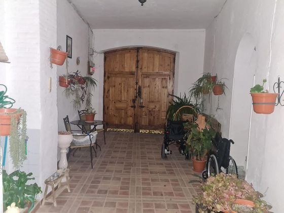 Foto 2 de Casa en venda a Mocejón de 5 habitacions amb jardí