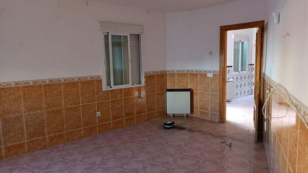 Foto 2 de Casa en venta en Puebla de Almoradiel (La) de 4 habitaciones y 88 m²