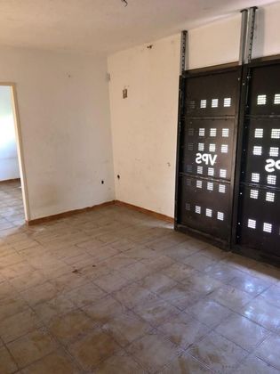 Foto 1 de Venta de piso en El Palau - Escorxador de 3 habitaciones con ascensor