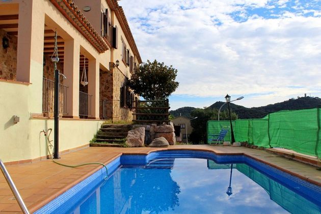 Foto 1 de Casa rural en venta en Urbanitzacions de 6 habitaciones con terraza y piscina