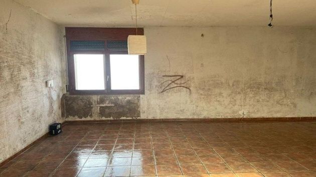 Foto 1 de Piso en venta en Llançà de 4 habitaciones con garaje