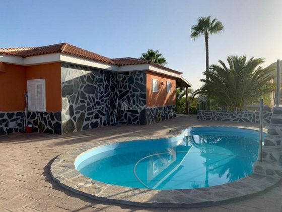 Foto 1 de Venta de casa rural en Tamaide-El Roque de 7 habitaciones con terraza y piscina