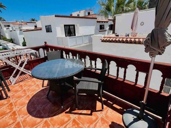 Foto 1 de Venta de piso en Costa Blanca - Las Galletas de 4 habitaciones con terraza y piscina