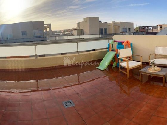Foto 1 de Piso en venta en Alcalá de 3 habitaciones con terraza