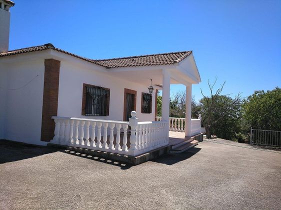 Foto 1 de Casa rural en venta en Almodóvar del Río de 3 habitaciones con piscina