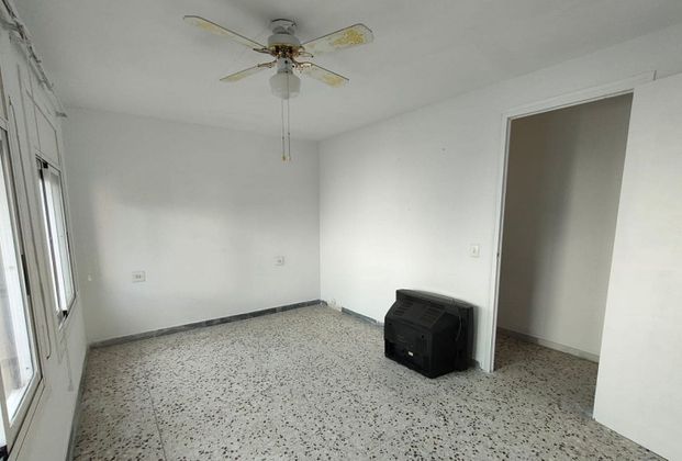 Foto 2 de Venta de piso en La Geltrú de 2 habitaciones y 66 m²