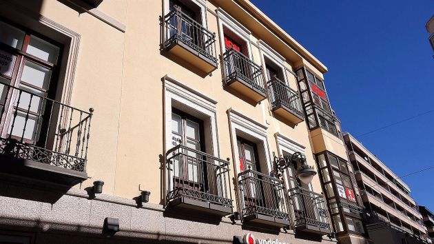 Foto 1 de Ático en alquiler en Centro - Valladolid de 1 habitación con terraza y aire acondicionado