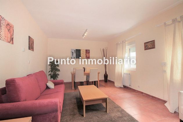 Foto 1 de Pis en lloguer a Campo Grande - Arco Ladrillo de 2 habitacions amb mobles i calefacció