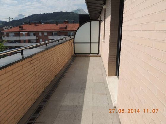 Foto 1 de Àtic en venda a Durango de 3 habitacions amb terrassa i garatge
