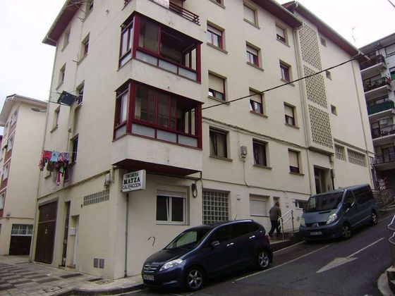 Foto 1 de Pis en venda a Berriz de 3 habitacions amb garatge i balcó