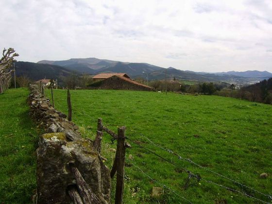 Foto 2 de Casa rural en venda a Amorebieta-Etxano de 6 habitacions i 500 m²