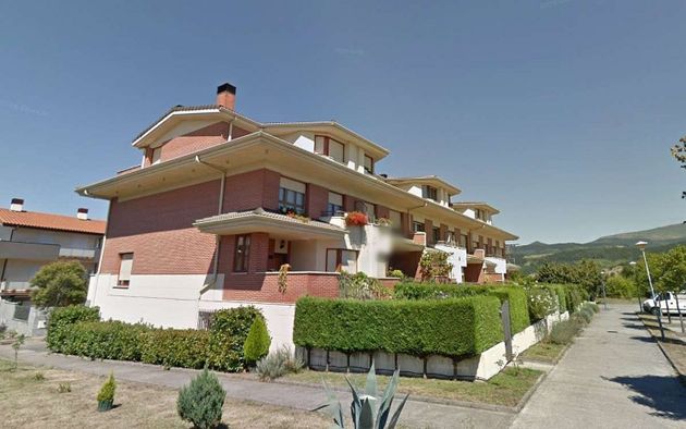 Foto 1 de Casa adosada en venta en Durango de 3 habitaciones con terraza y garaje