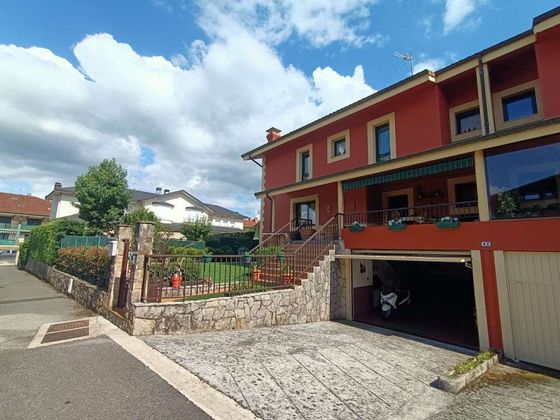 Foto 2 de Casa en venda a Abadiño de 4 habitacions amb terrassa i piscina