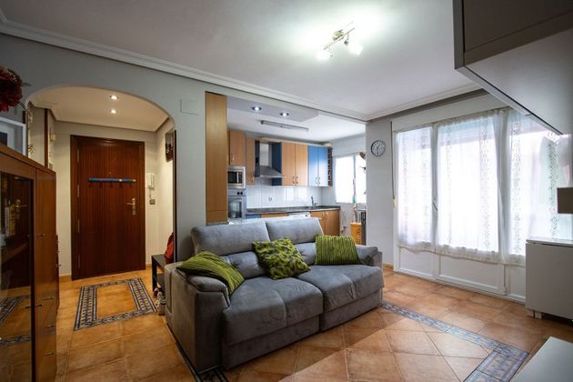 Foto 1 de Pis en venda a Abadiño de 3 habitacions amb balcó i calefacció