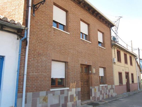Foto 1 de Casa en venda a Barruelo de Santullán de 4 habitacions i 113 m²