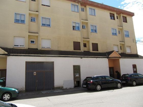 Foto 1 de Piso en venta en Herrera de Pisuerga de 2 habitaciones con balcón