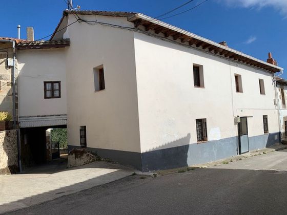 Foto 1 de Casa en venta en barrio Villaverde de Hito de 5 habitaciones y 348 m²