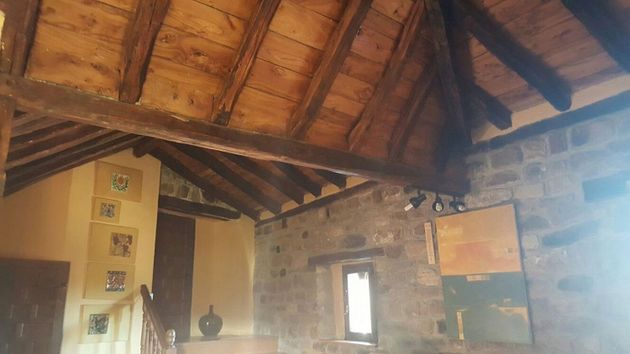 Foto 2 de Casa en venda a Barruelo de Santullán de 10 habitacions amb calefacció