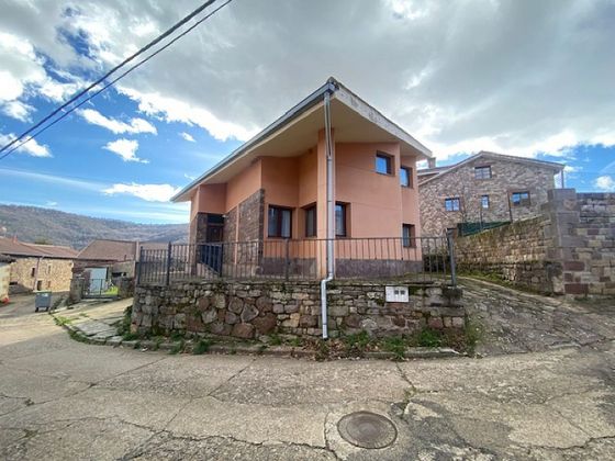 Foto 1 de Casa en venda a calle Argilo de 5 habitacions amb calefacció