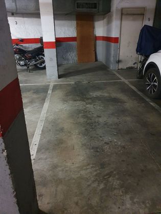 Foto 2 de Venta de garaje en Mercat  - La Missió - Plaça dels Patins de 17 m²