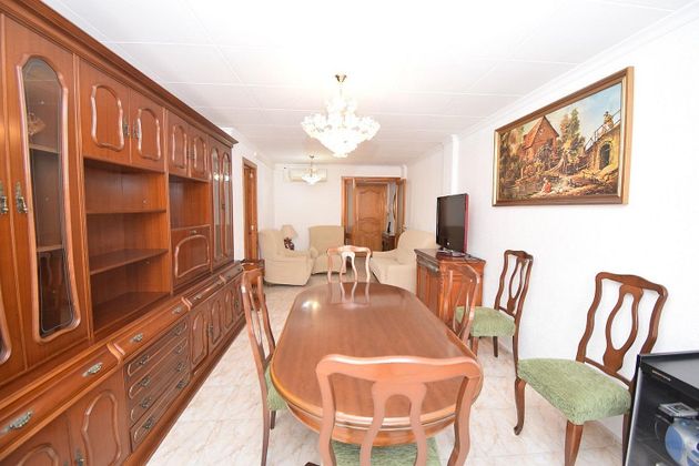 Foto 1 de Piso en venta en S'Arenal-Son Verí de 3 habitaciones con terraza y aire acondicionado
