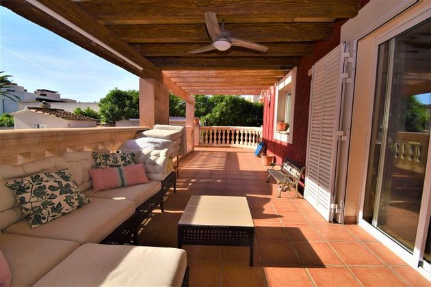 Foto 2 de Chalet en venta en Badia Blava-Badia Gran-Tolleric de 4 habitaciones con terraza y piscina