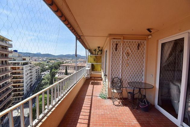 Foto 2 de Pis en venda a Arxiduc - Bons Aires de 4 habitacions amb terrassa i aire acondicionat