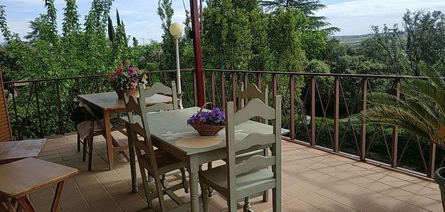 Foto 2 de Xalet en venda a Villafranca del Castillo de 5 habitacions amb terrassa i piscina