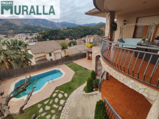 Foto 2 de Xalet en venda a urbanización El Mirador de 6 habitacions amb terrassa i piscina