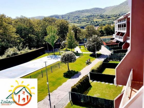 Foto 1 de Dúplex en venda a Santurde de Rioja de 3 habitacions amb terrassa i piscina