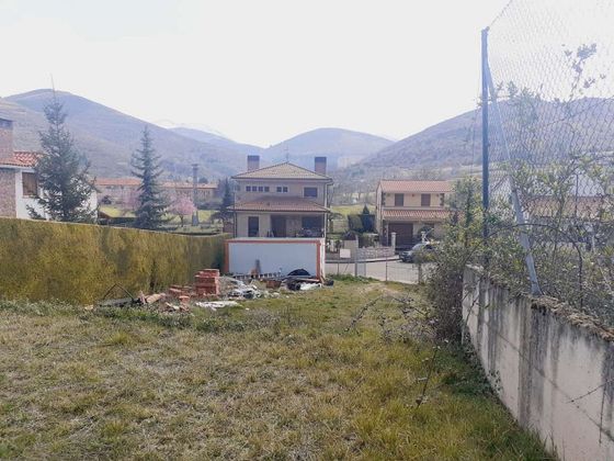 Foto 1 de Venta de terreno en Ezcaray de 383 m²