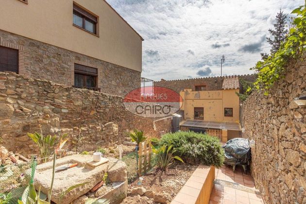 Foto 2 de Casa en venda a Cantallops de 4 habitacions amb terrassa i garatge