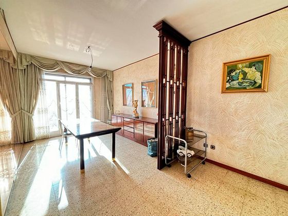 Foto 1 de Piso en venta en Provençals del Poblenou de 4 habitaciones con balcón y ascensor