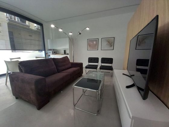 Foto 1 de Pis en lloguer a calle De Carrasquer de 1 habitació amb mobles i aire acondicionat