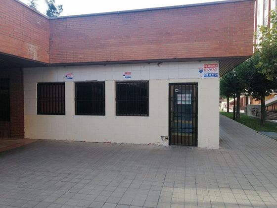 Foto 1 de Local en alquiler en calle Pío del Río Hortega de 54 m²