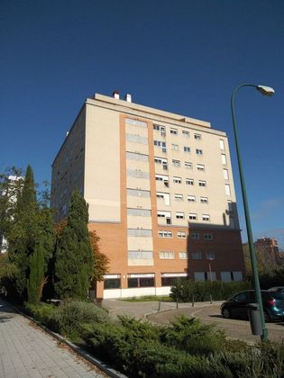 Foto 1 de Piso en venta en avenida De Salamanca de 3 habitaciones con terraza y garaje