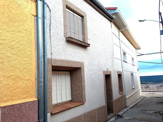 Foto 1 de Venta de casa adosada en calle Tahonas de 3 habitaciones y 154 m²