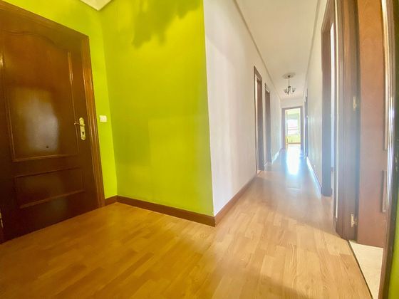 Foto 1 de Piso en alquiler en Centro - Valladolid de 3 habitaciones con calefacción y ascensor