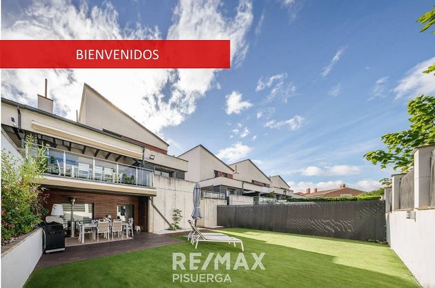 Foto 1 de Casa en venda a calle De Norma de 6 habitacions amb terrassa i piscina