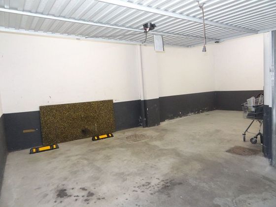 Foto 1 de Venta de garaje en Atxuri de 32 m²