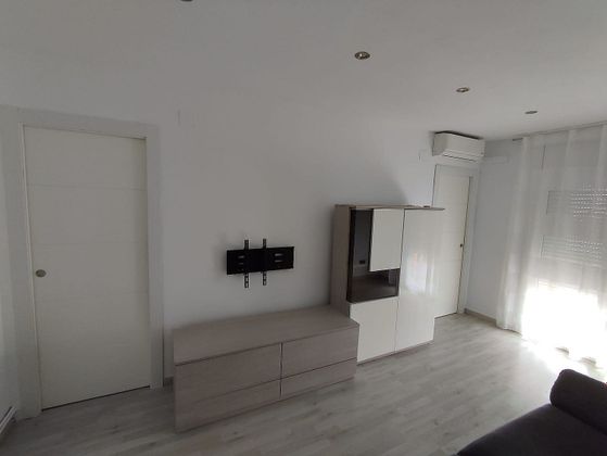 Foto 2 de Piso en venta en Centre - Hospitalet de Llobregat, L´ de 3 habitaciones con balcón y aire acondicionado