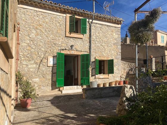 Foto 1 de Casa en venda a Puigpunyent de 4 habitacions amb terrassa i jardí