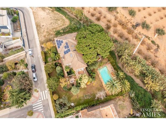 Foto 2 de Xalet en venda a avenida Vall D'aran de 6 habitacions amb terrassa i piscina