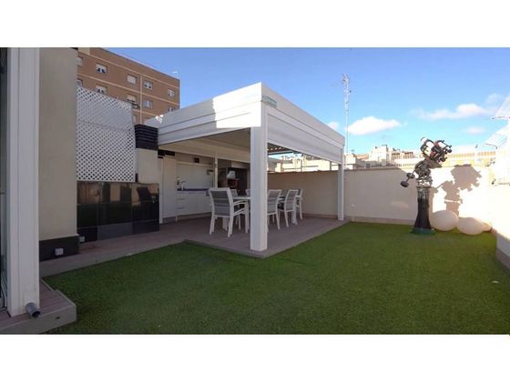 Foto 1 de Àtic en venda a calle De Tívoli de 3 habitacions amb terrassa i garatge