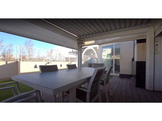 Foto 2 de Àtic en venda a calle De Tívoli de 3 habitacions amb terrassa i garatge